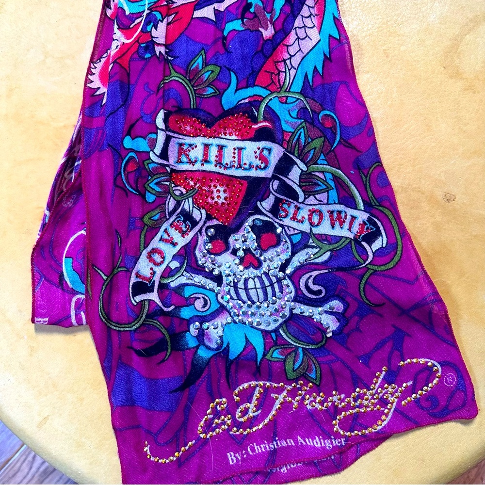 Ed Hardy kills love, slowly scarf by Christian Audigier